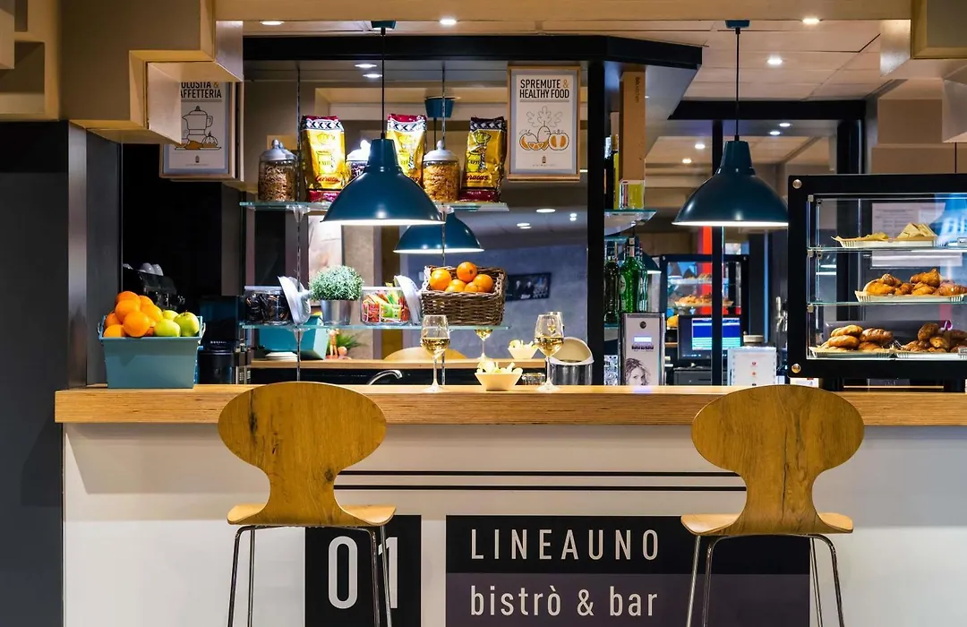 Ibis Milano Centro-1